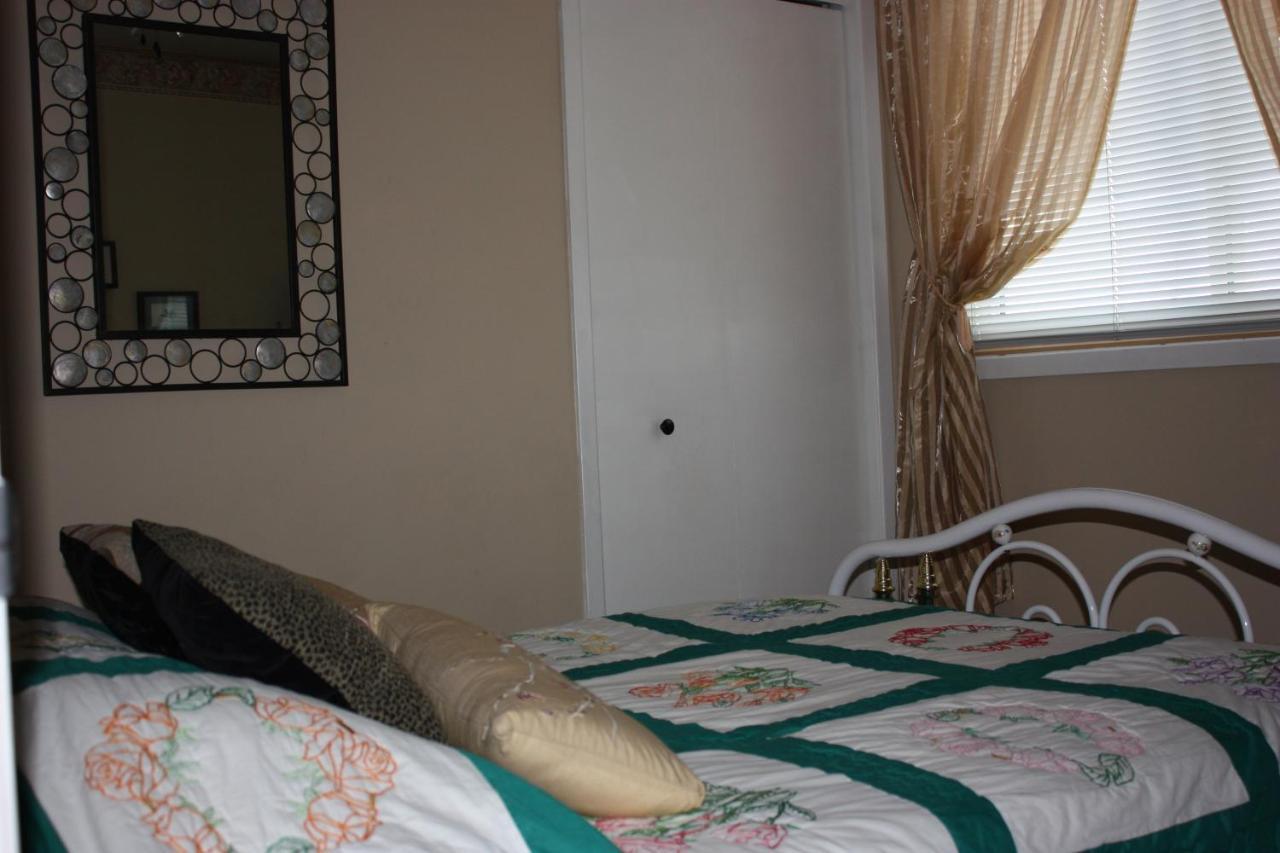 Carrousel Bed & Breakfast Cayuga Chambre photo