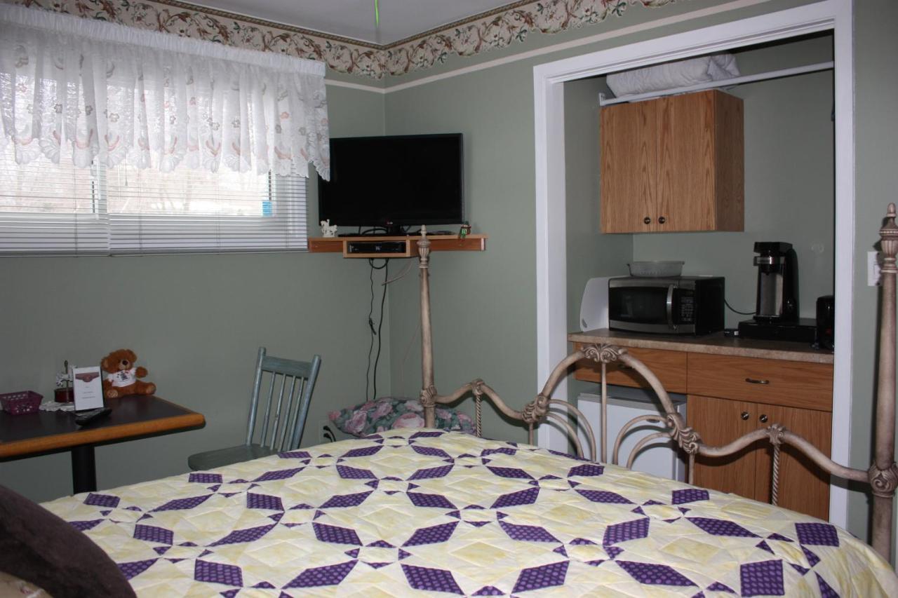 Carrousel Bed & Breakfast Cayuga Chambre photo